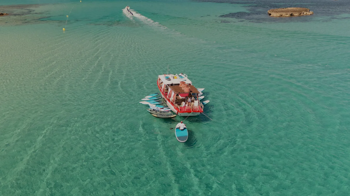 Salvador Ibiza privé charter — exclusieve zee-ervaring